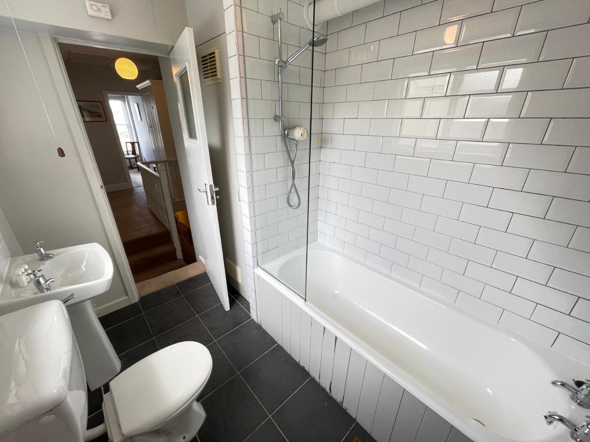 37 Trenwith Place, Charming Family Home & Garden! St Ives  Luaran gambar