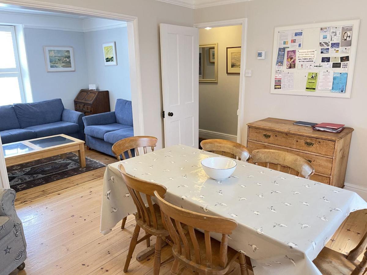 37 Trenwith Place, Charming Family Home & Garden! St Ives  Luaran gambar